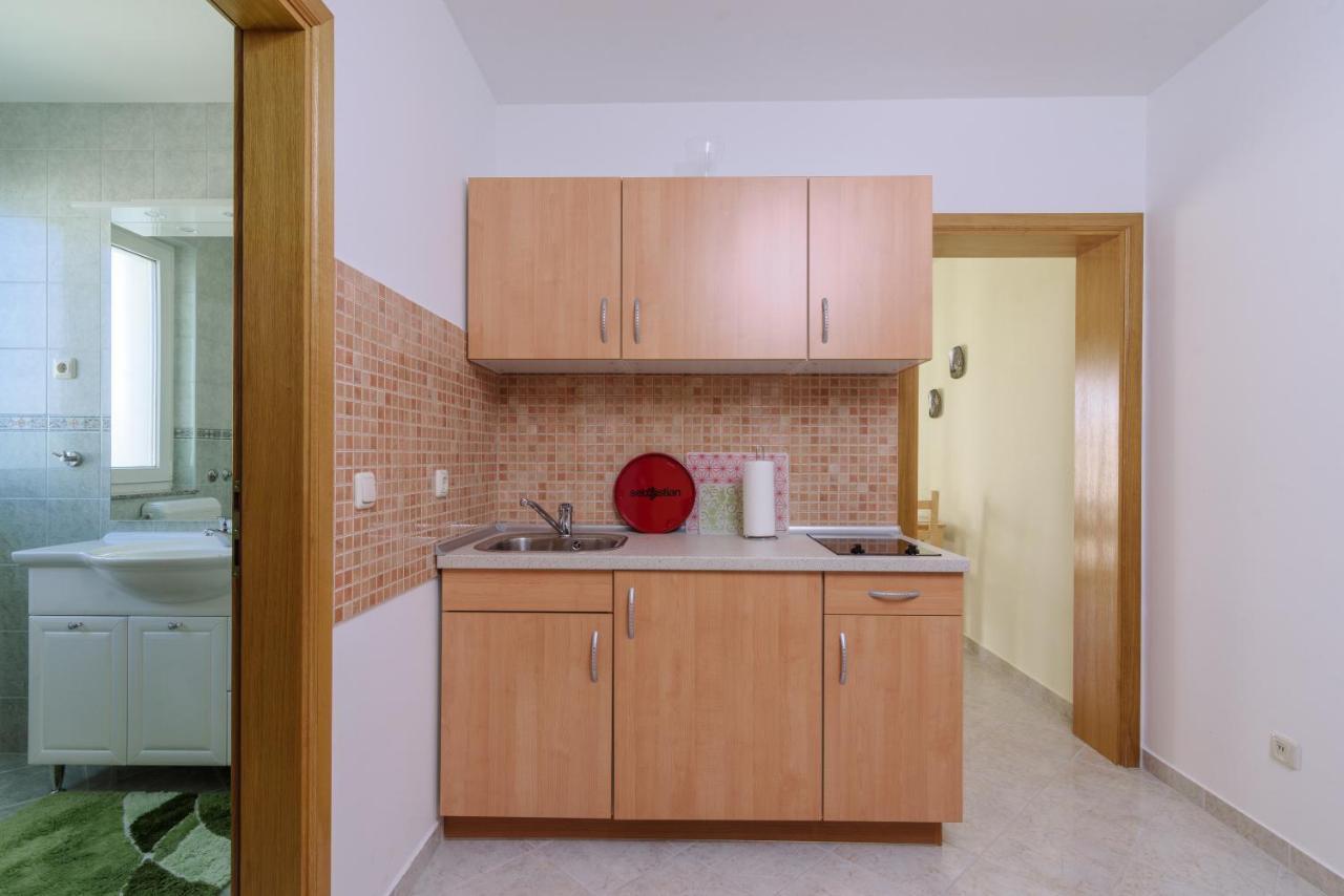 Apartmani Emil Traù Esterno foto
