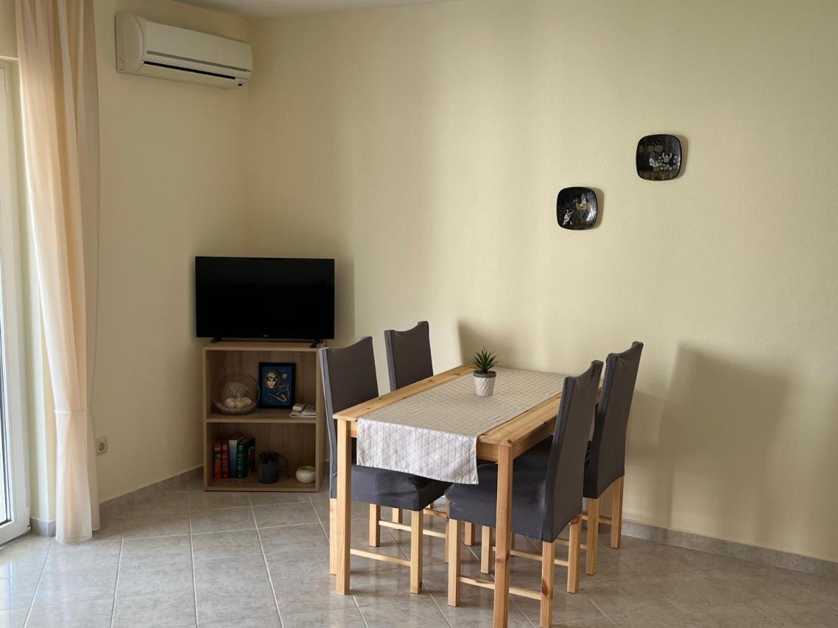 Apartmani Emil Traù Esterno foto