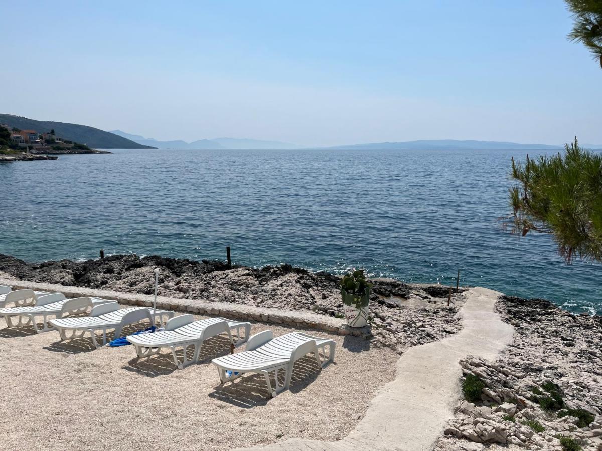 Apartmani Emil Traù Esterno foto